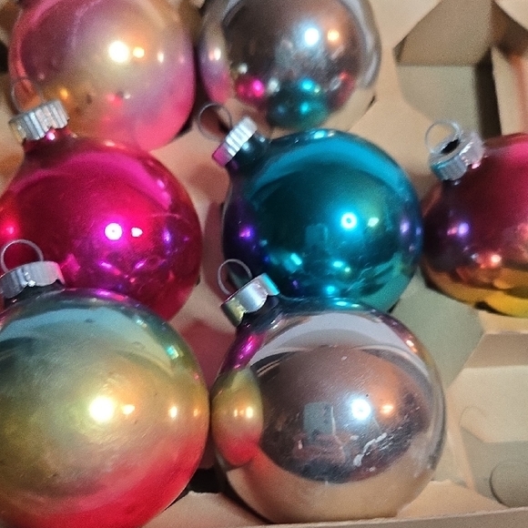 Shiny Bright Vintage Mercury Glass Multicolor Holiday Ornament - Picture 4 of 11